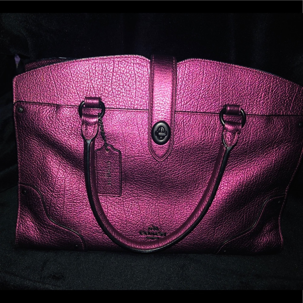 COACH METALLIC LEATHER MERCER 30 in MAUVE